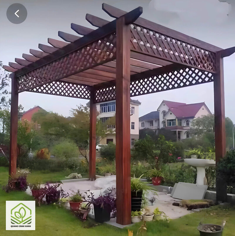 Giàn pergola sân vườn - Vật liệu khung: đẹp, bền, hay mát — thường chỉ chọn được hai