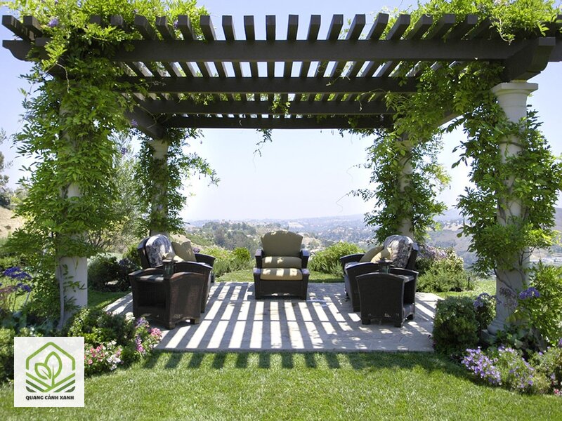 Giàn pergola sân vườn - Lam chắn nắng cố định hoặc điều chỉnh được
